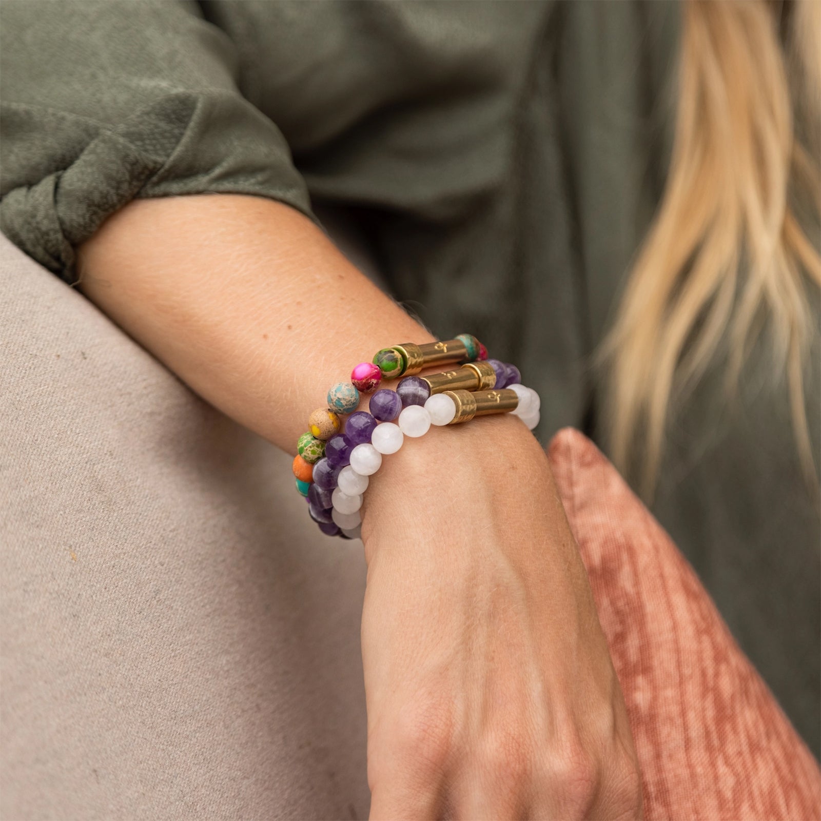 POLISHED MOONSTONE INTENTION BRACELET
