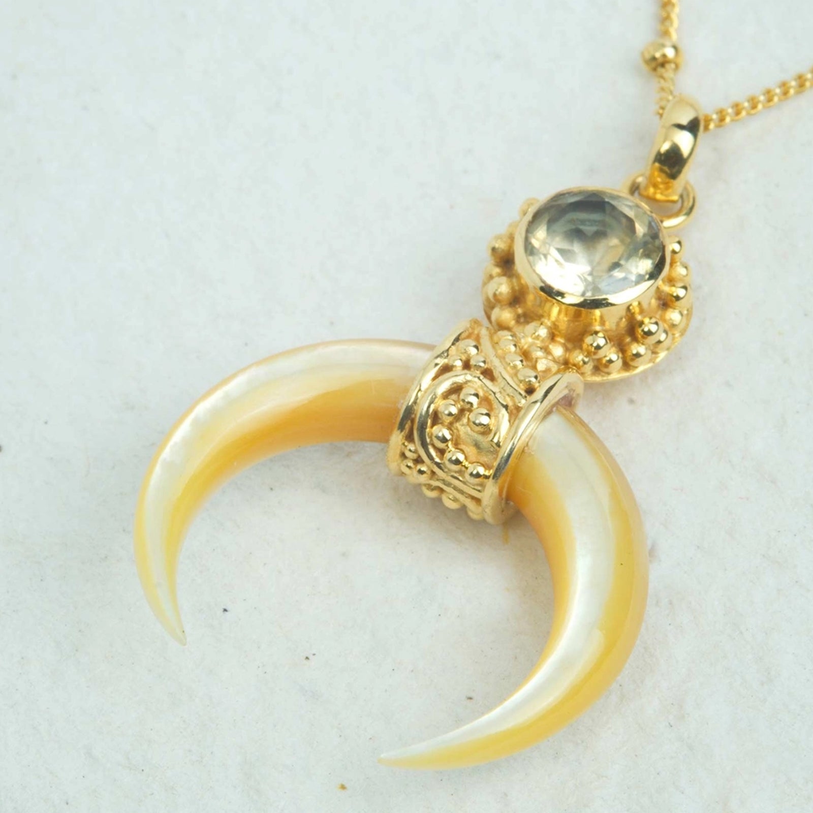 CRESCENT MOON NECKLACE WITH CITRINE