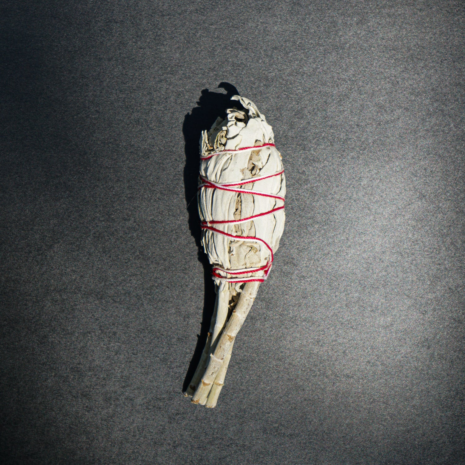 WHITE SAGE SMUDGE STICK (TORCH STYLE) - 4 INCHES