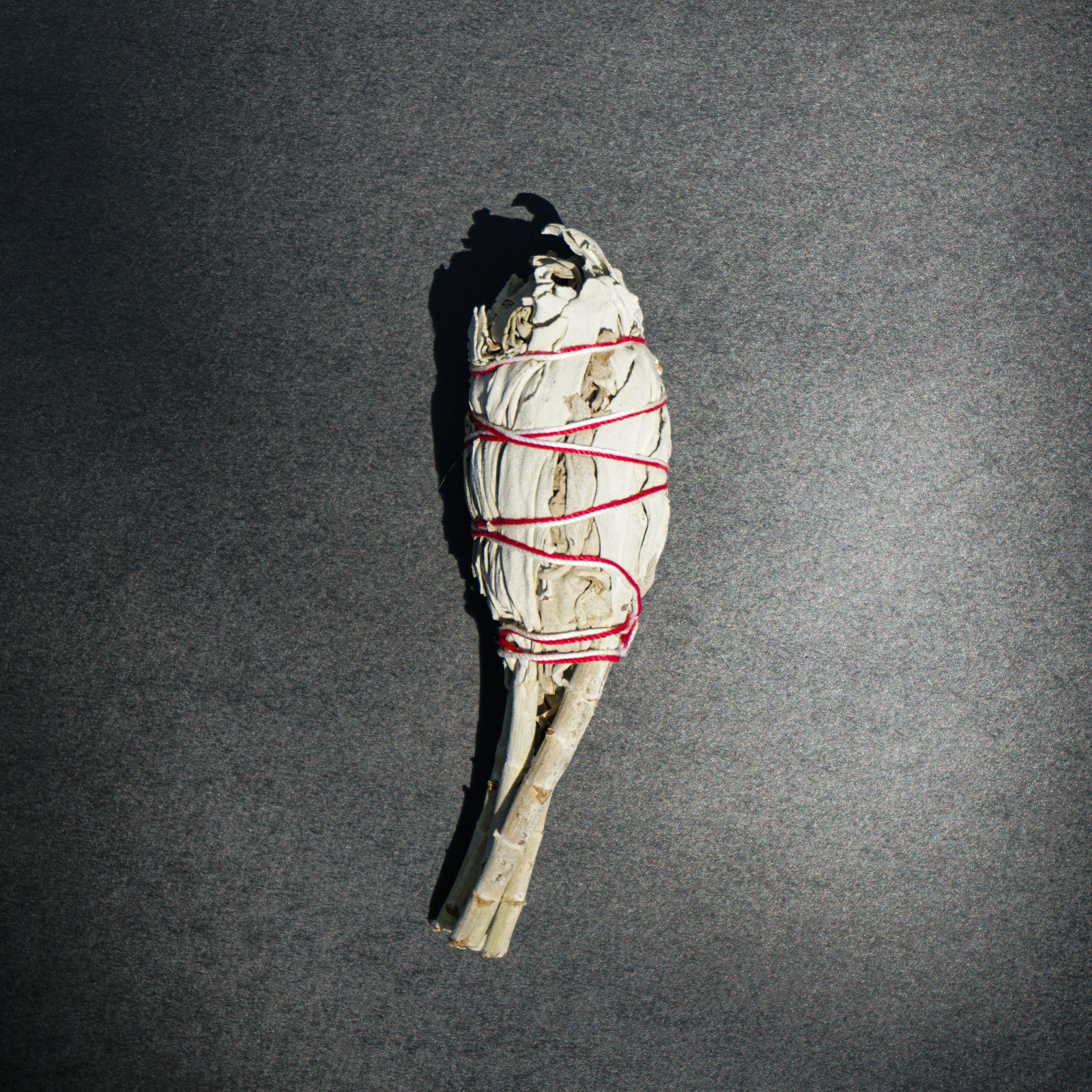 WHITE SAGE SMUDGE STICK (TORCH STYLE) - 4 INCHES
