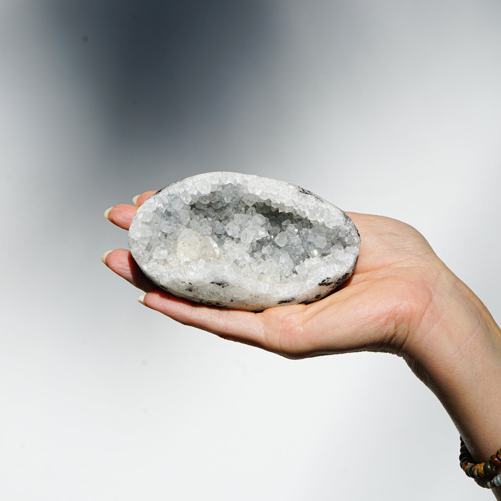 CHALCEDONY WITH APOPHYLLITE