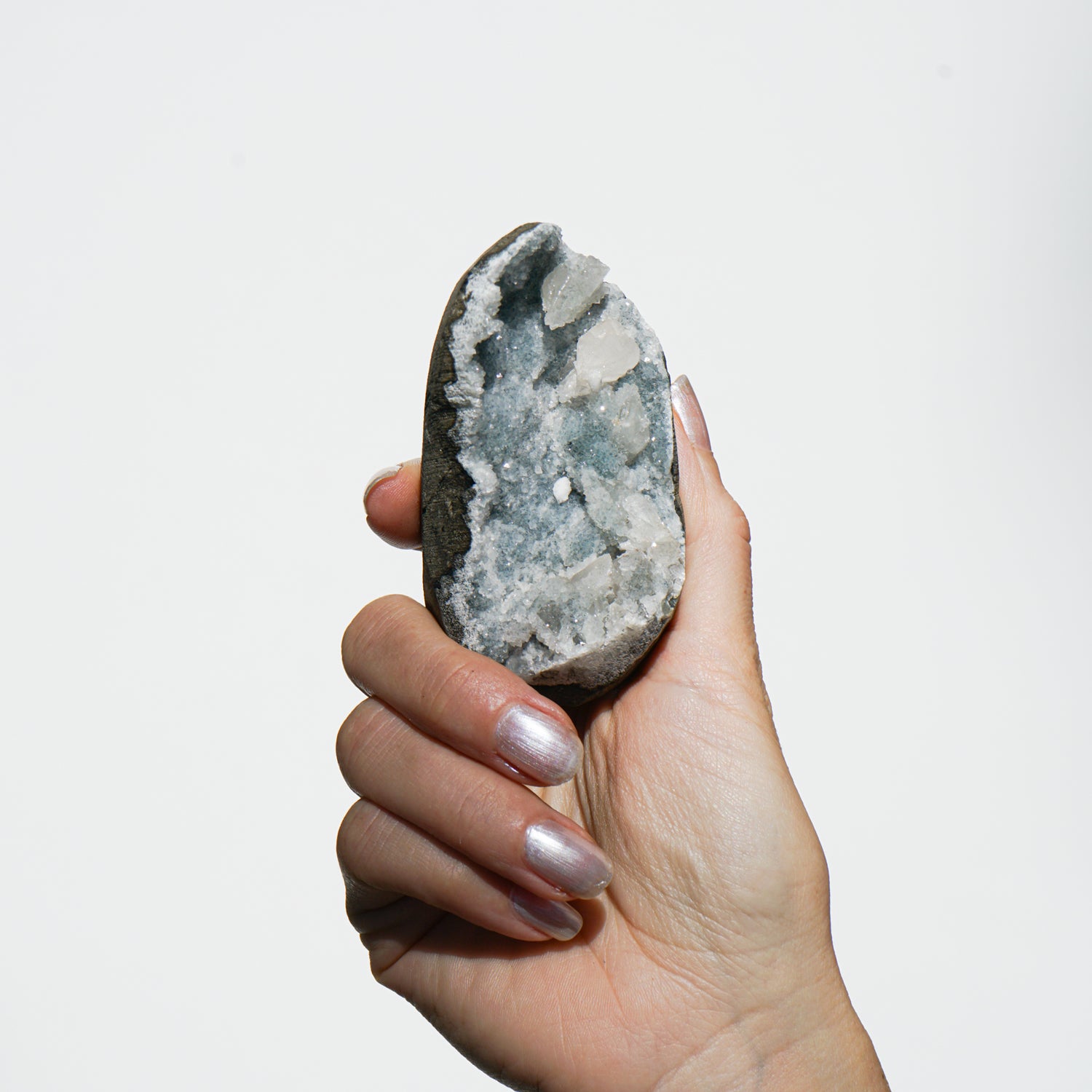 CHALCEDONY WITH APOPHYLLITE