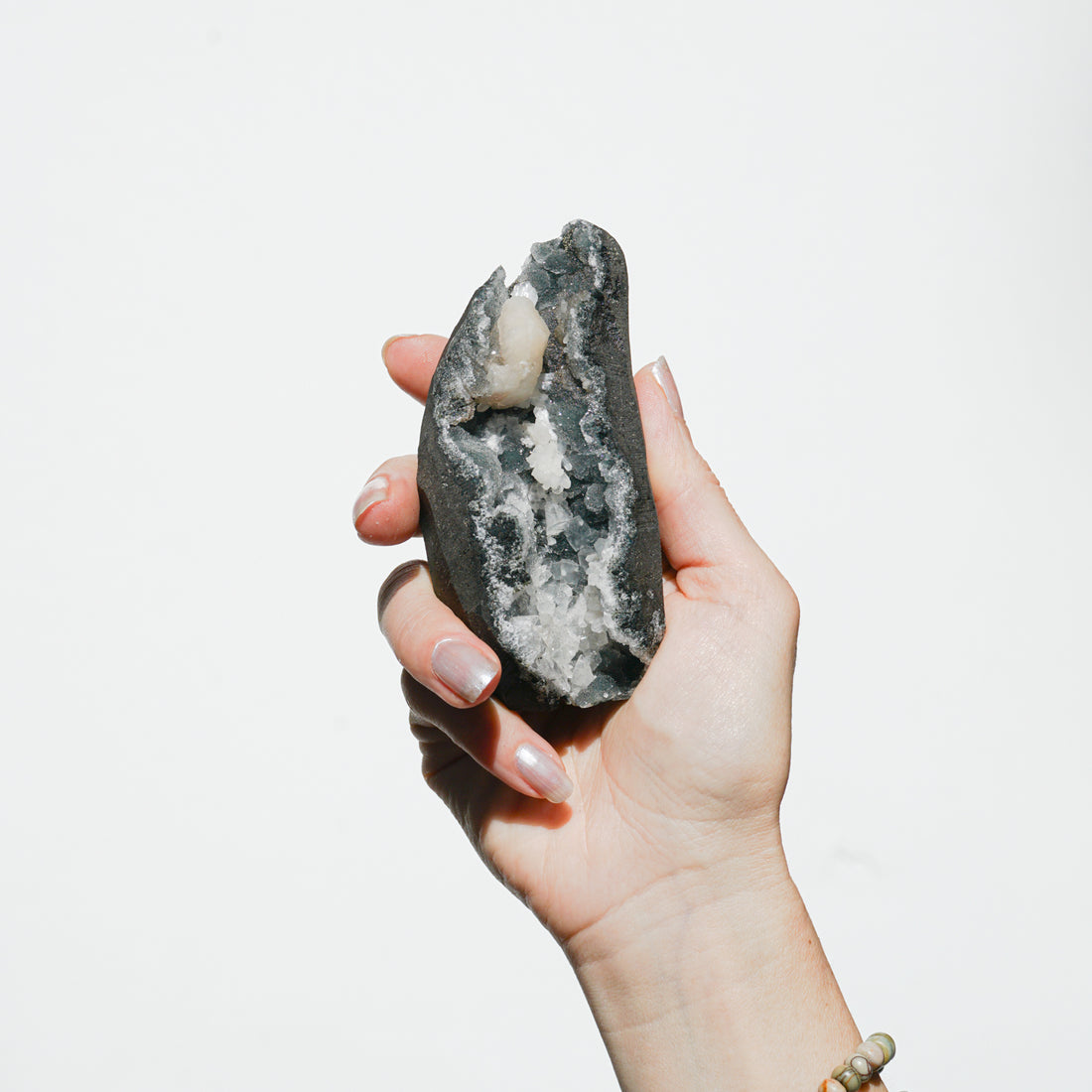 CHALCEDONY WITH STILBITE