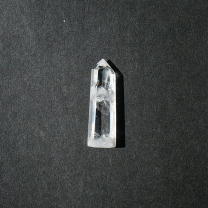 CLEAR QUARTZ POINT