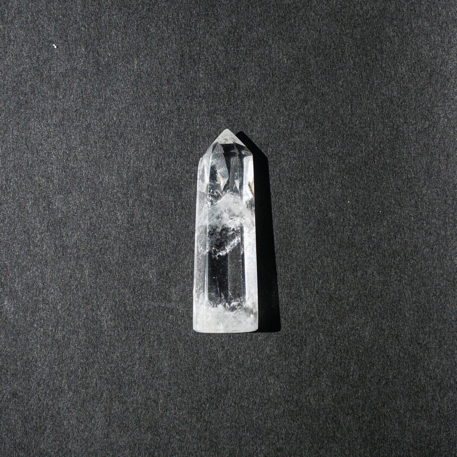 CLEAR QUARTZ POINT