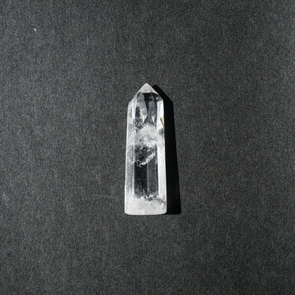 CLEAR QUARTZ POINT