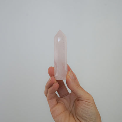 ROSE QUARTZ POINT