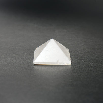CLEAR QUARTZ PYRAMID
