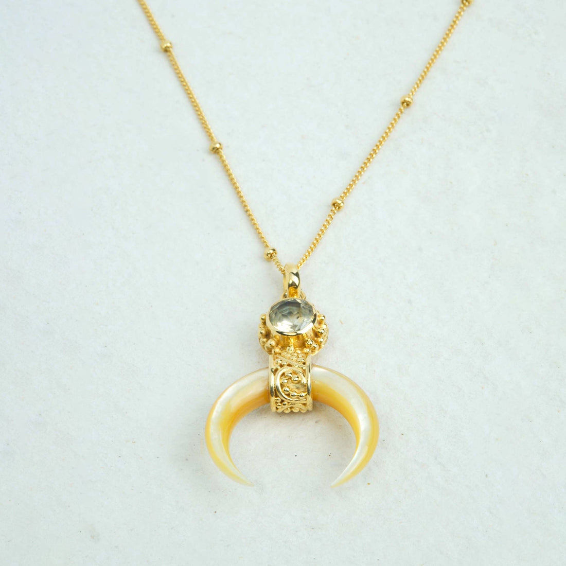 CRESCENT MOON NECKLACE WITH CITRINE